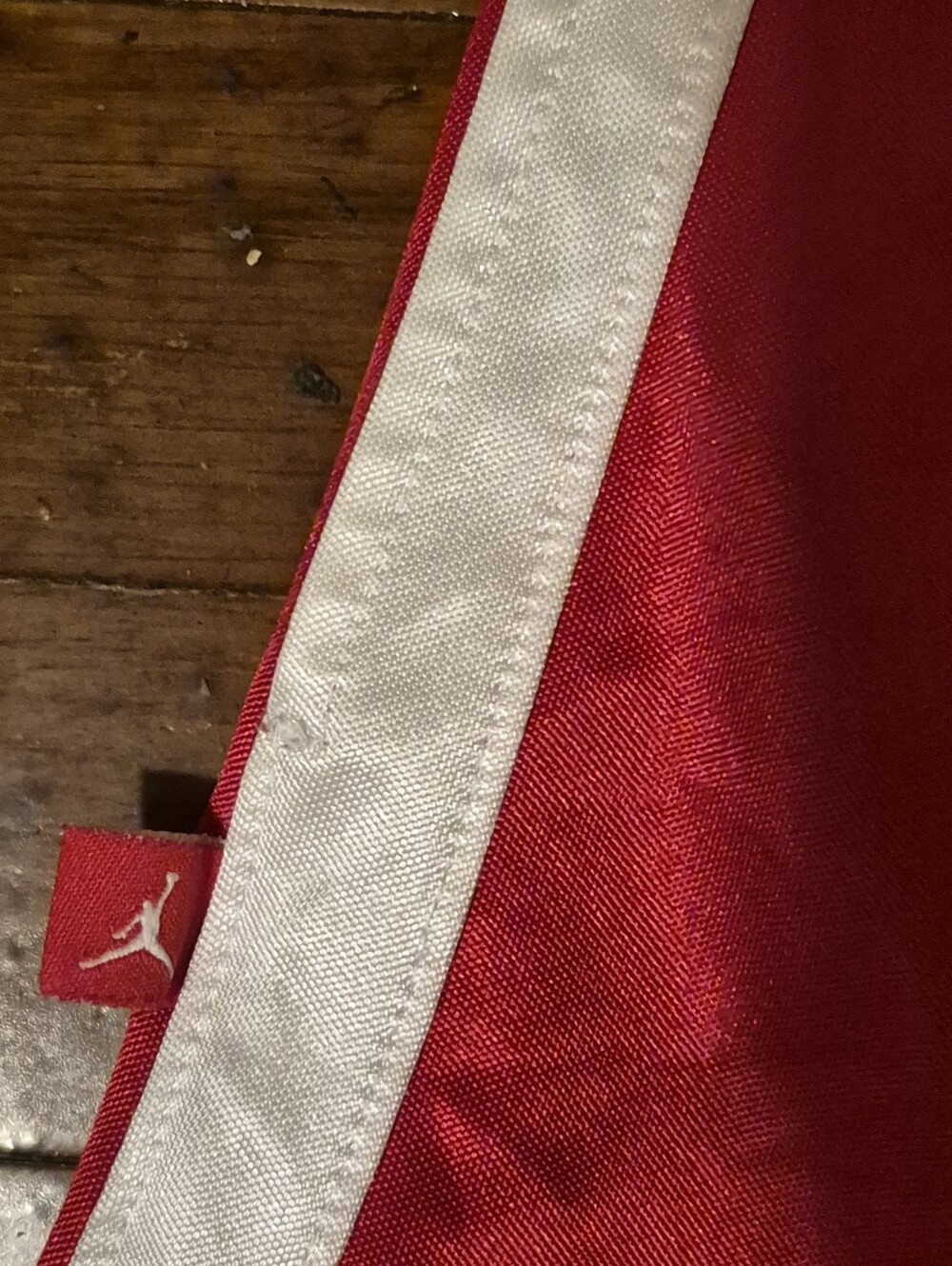 Jordan Mens Sz XL Red Basketball Shorts with White Trim - Picture 6 of 8